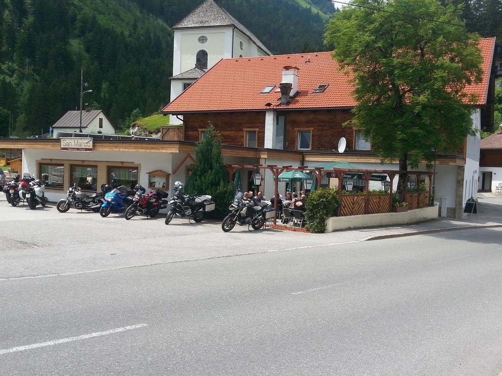 Gasthaus Traube Бихльбах Экстерьер фото